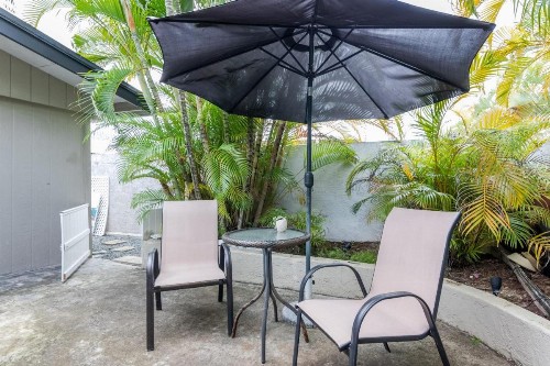 Air conditioned Hi'ilani Hideaway - image 29
