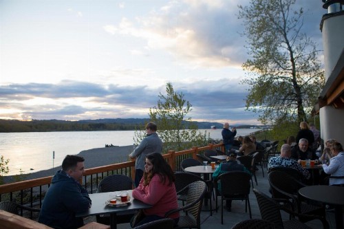 McMenamins Kalama Harbor Lodge - image 36