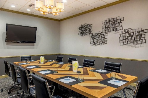 Four Points by Sheraton Kalamazoo - image 15