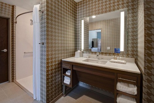 Home2 Suites By Hilton Kalamazoo Downtown Mi - image 36