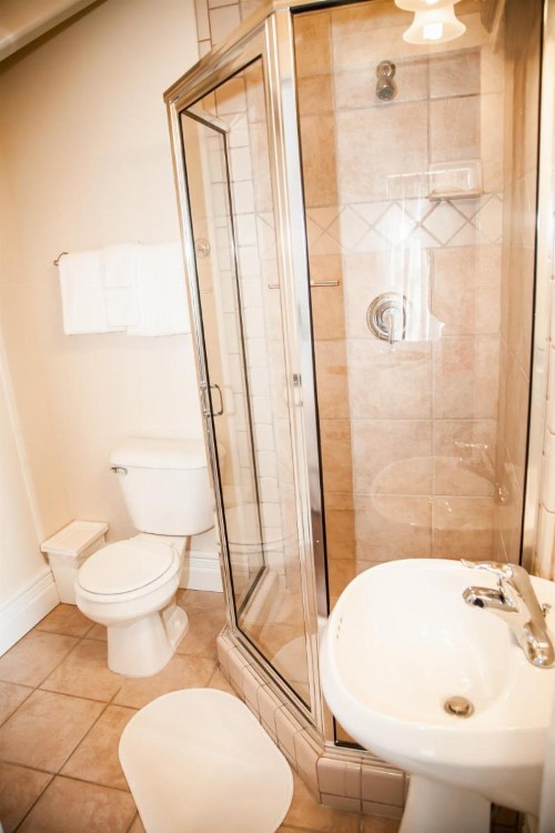 Grand Circle Bed and Breakfast - image 22