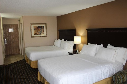 Holiday Inn Express Kansas City Liberty Missouri an IHG Hotel - image 18