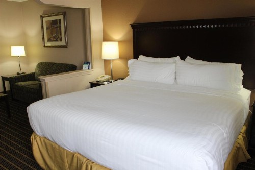 Holiday Inn Express Kansas City Liberty Missouri an IHG Hotel - image 24