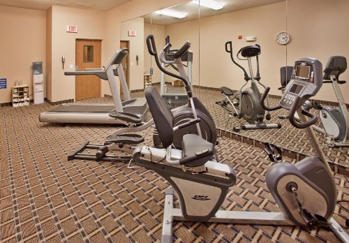 Holiday Inn Express Kansas City Liberty Missouri an IHG Hotel - image 7