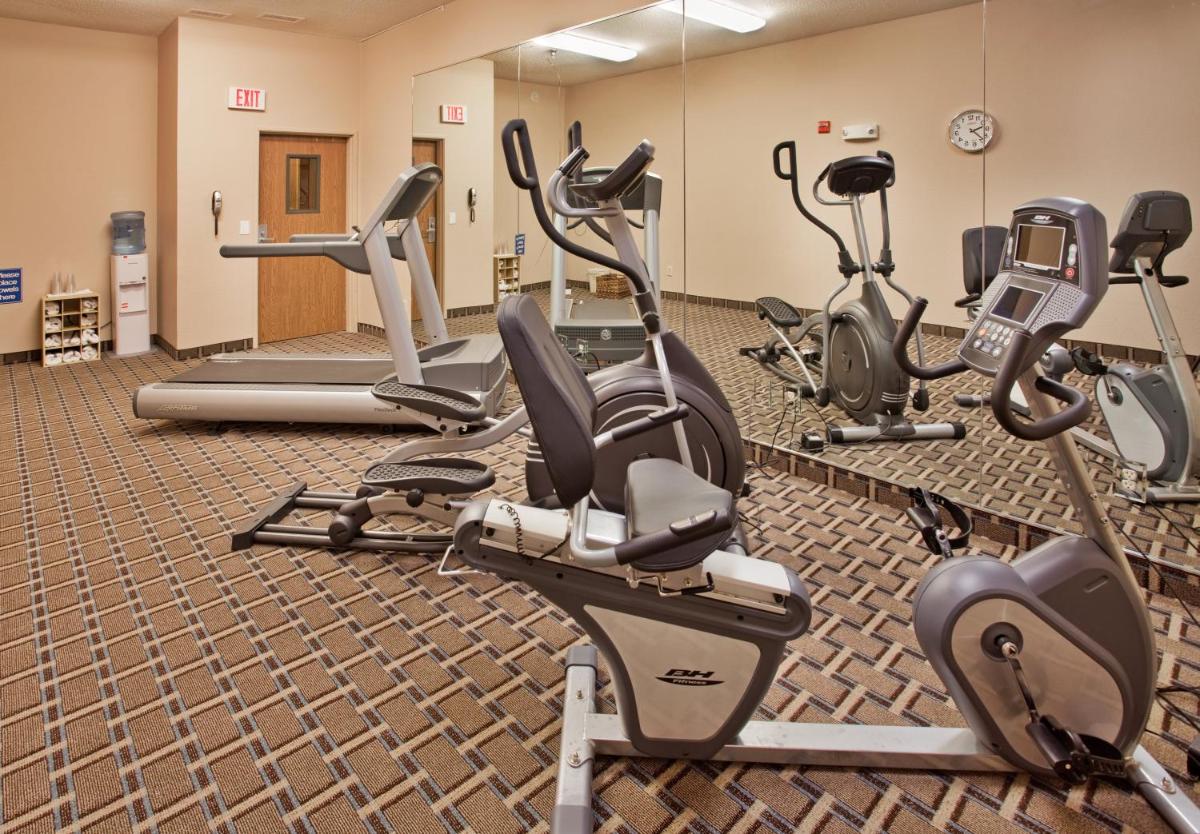 Holiday Inn Express Kansas City Liberty Missouri an IHG Hotel - image 7