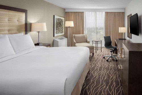 Hilton Kansas City Airport - image 20
