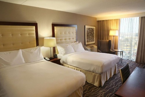 Hilton Kansas City Airport - image 30