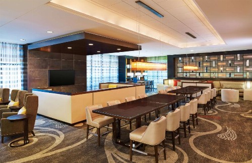 Hilton Kansas City Airport - image 4