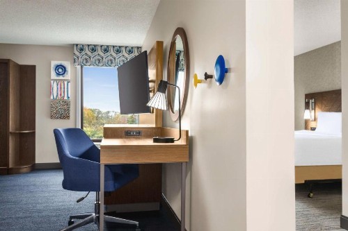 Hampton Inn Kansas City - Airport - image 23