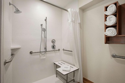 Homewood Suites by Hilton Kansas City Airport - image 11