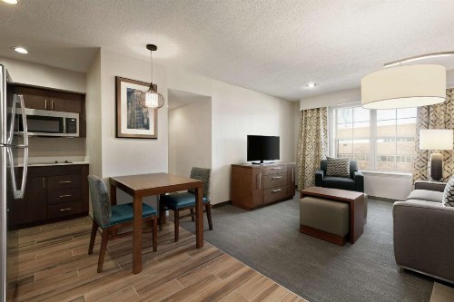 Homewood Suites by Hilton Kansas City Airport - image 38