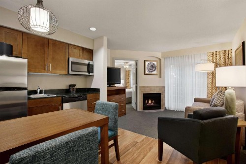 Homewood Suites by Hilton Kansas City Airport - image 40