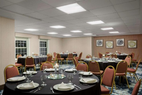 Homewood Suites by Hilton Kansas City Airport - image 42