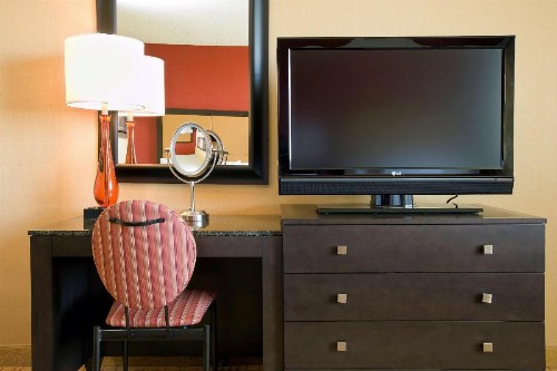 Embassy Suites Kansas City International Airport - image 34