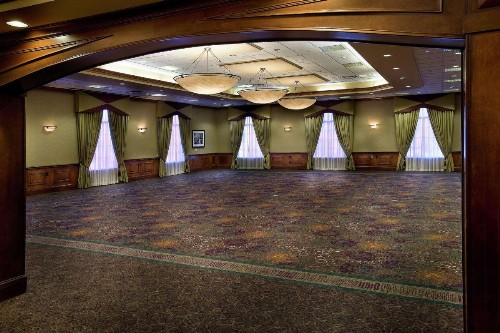 Embassy Suites Kansas City International Airport - image 48