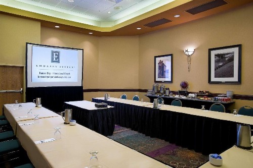 Embassy Suites Kansas City International Airport - image 50
