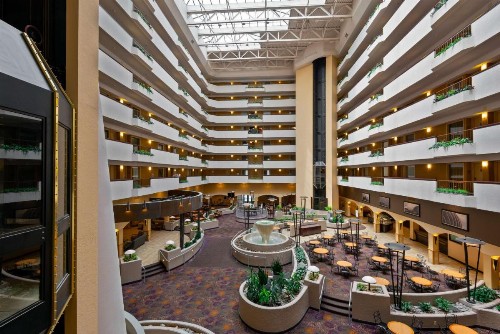 Embassy Suites Kansas City International Airport - image 6