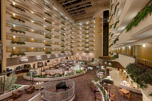 Embassy Suites Kansas City International Airport - image 9