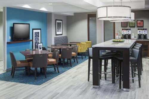Hampton Inn Kansas City Liberty - image 29