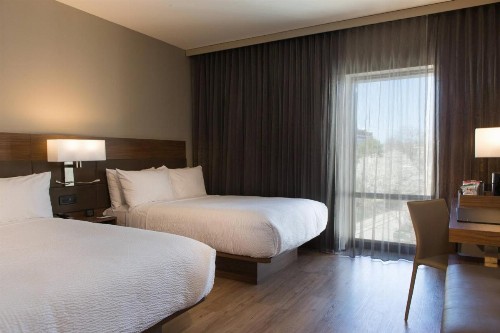 AC Hotel Kansas City Westport - image 15