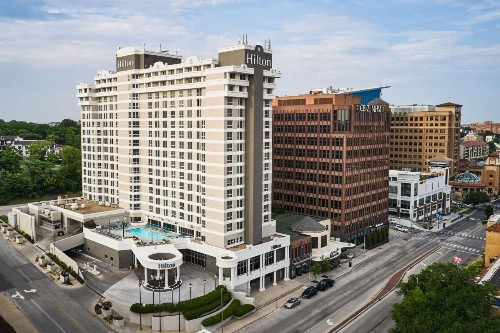 Sheraton Suites Country Club Plaza