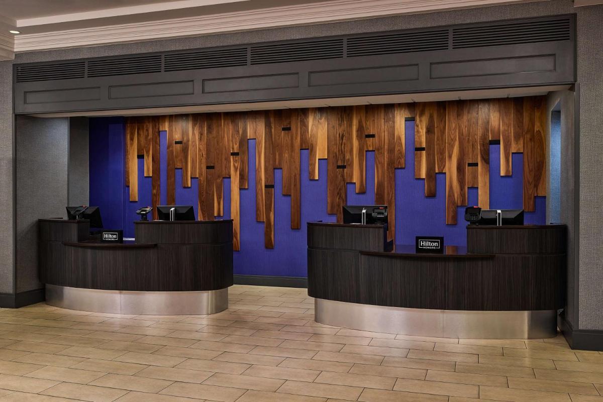 Sheraton Suites Country Club Plaza - image 4