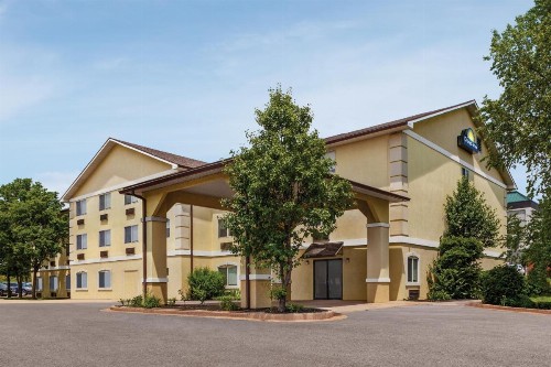 Days Inn by Wyndham Kansas City International Airport - image 25