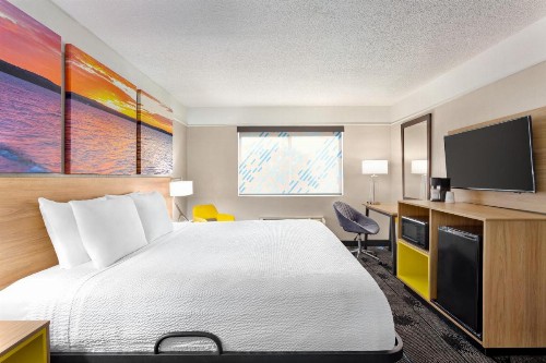 Days Inn by Wyndham Kansas City International Airport - image 26