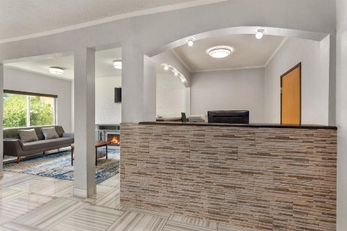 Days Inn by Wyndham Kansas City International Airport - image 28