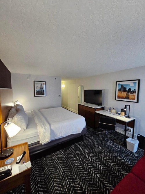 Four Points by Sheraton Kansas City Airport - image 13