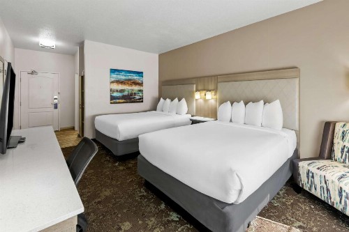Best Western Worlds of Fun Inn & Suites - image 33