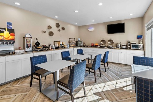 Best Western Worlds of Fun Inn & Suites - image 5