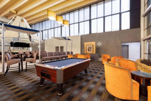 SureStay Plus Hotel by Best Western Kansas City Northeast - image 14