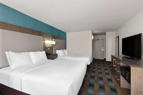 SureStay Plus Hotel by Best Western Kansas City Northeast - image 22