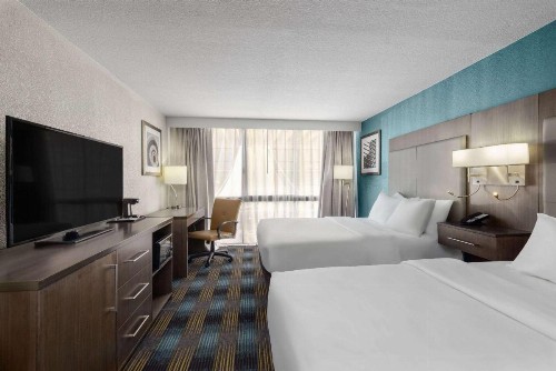 SureStay Plus Hotel by Best Western Kansas City Northeast - image 23