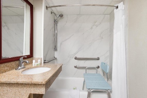 SureStay Plus Hotel by Best Western Kansas City Northeast - image 31
