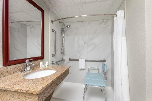 SureStay Plus Hotel by Best Western Kansas City Northeast - image 33