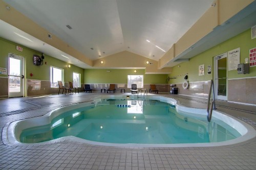 Holiday Inn Express Hotel & Suites Kansas City Sports Complex an IHG Hotel - image 30