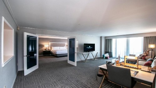 InterContinental Kansas City at the Plaza an IHG Hotel - image 41