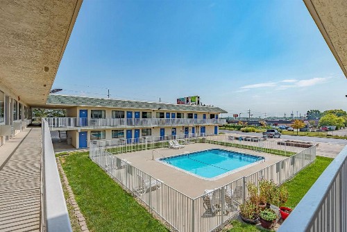 Motel 6-Kansas City MO - Airport - image 15