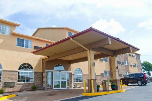 Super 8 by Wyndham Kansas City - image 27