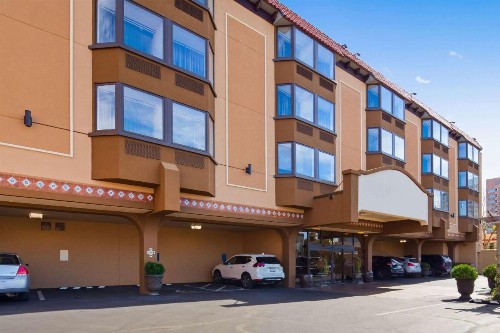 Best Western Plus Seville Plaza Hotel - image 2