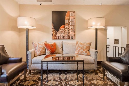 Best Western Plus Seville Plaza Hotel - image 5