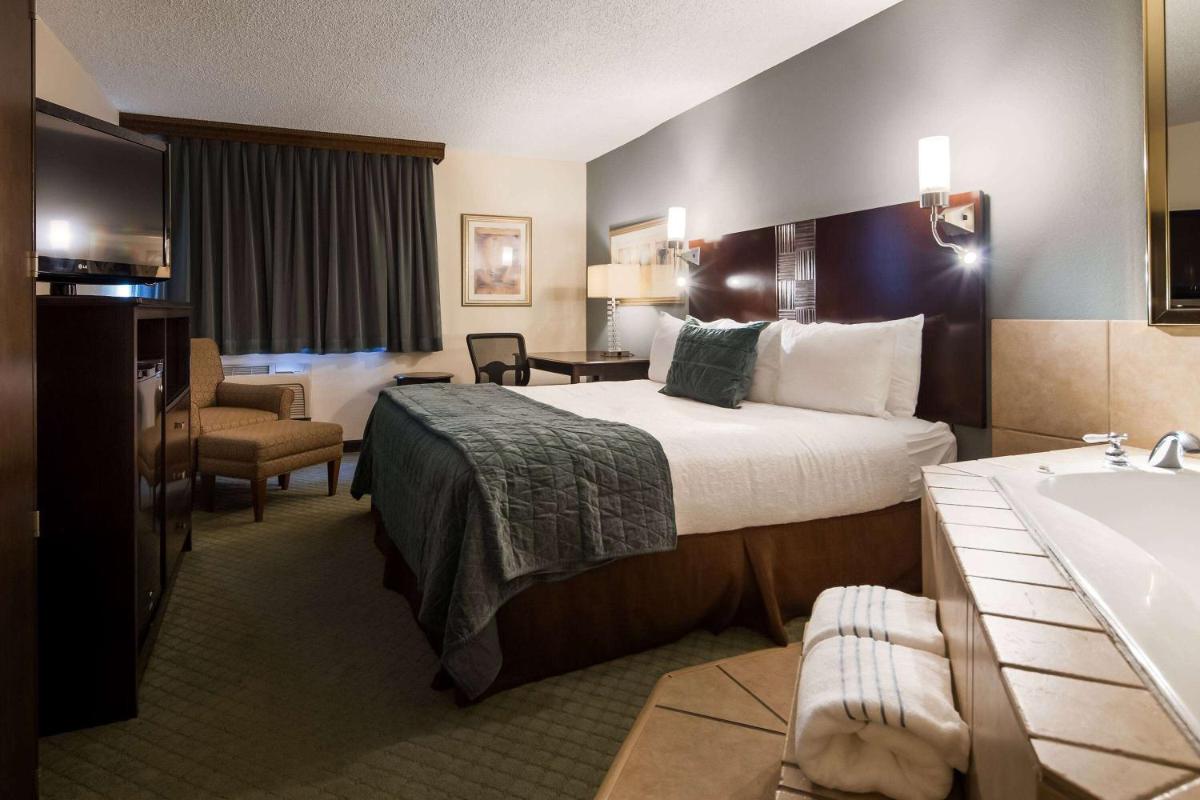 Best Western Plus Seville Plaza Hotel - image 7
