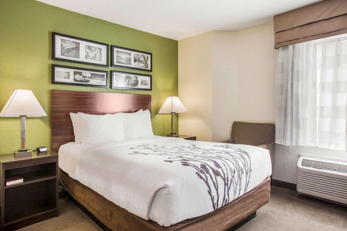 Sleep Inn Kansas City International Airport - image 2