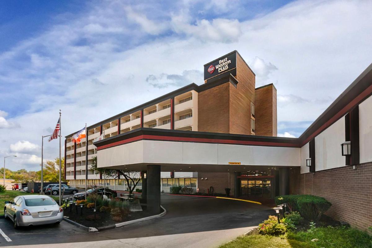 Best Western Premier Kansas City Sports Complex Hotel - main image
