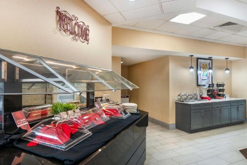 Best Western Premier Kansas City Sports Complex Hotel - image 3