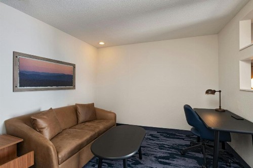 Fairfield Inn & Suites Kansas City Airport - image 16