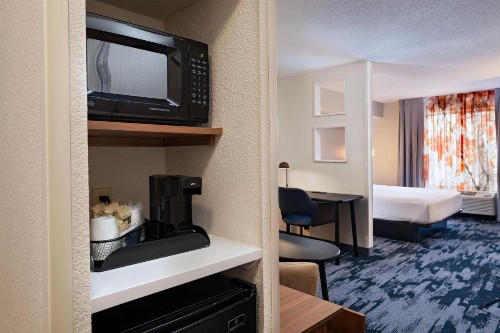 Fairfield Inn & Suites Kansas City Airport - image 20