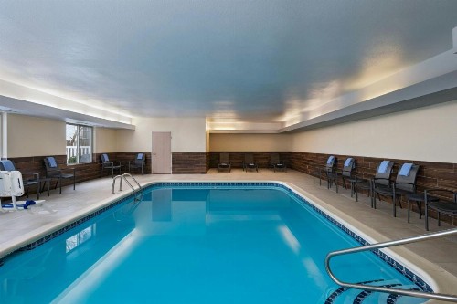 Fairfield Inn & Suites Kansas City Airport - image 21